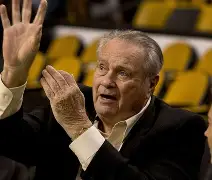 凯尔特人队岌岌可危重用主将替补 凯尔特人队岌岌可危重用主将替补