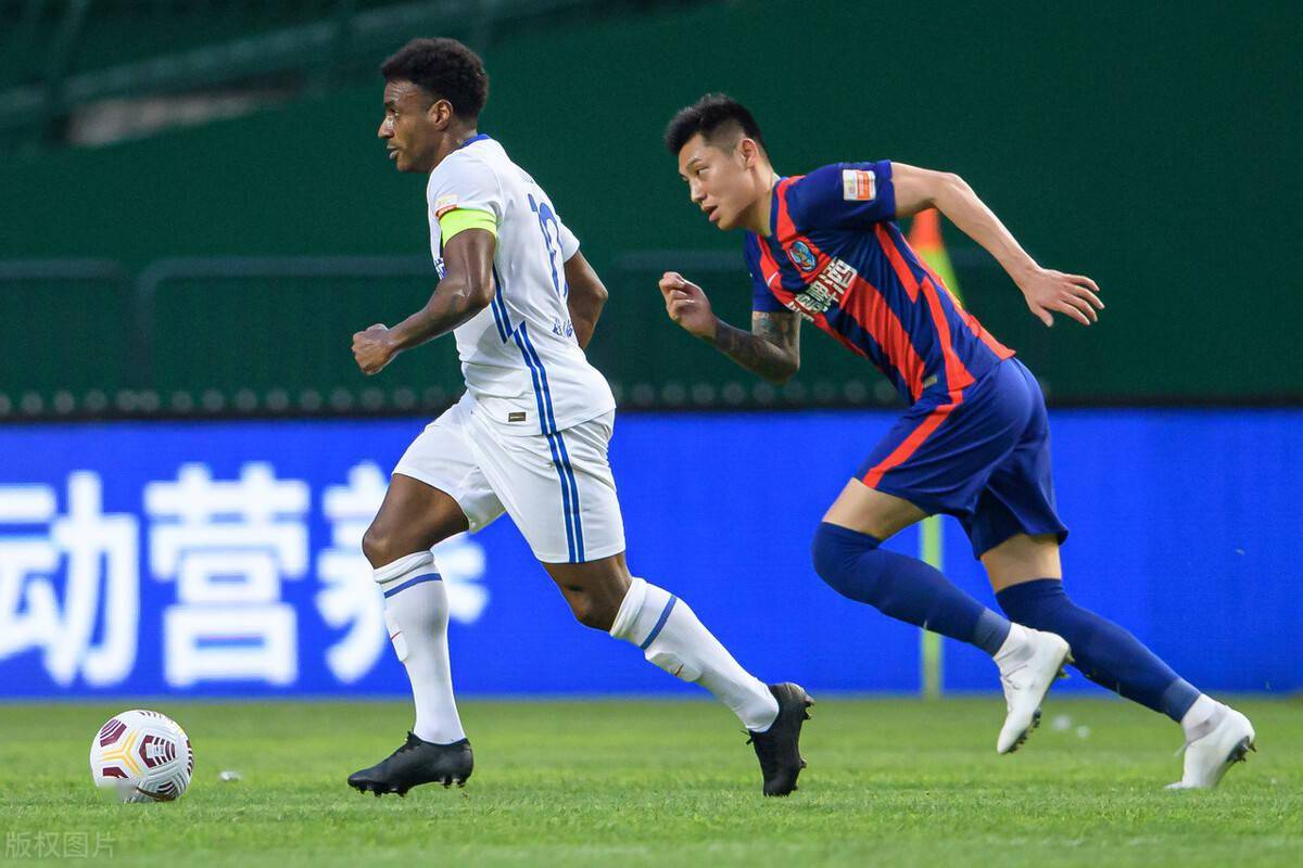 关于射手连环进球，以弱胜强创造奇迹的信息